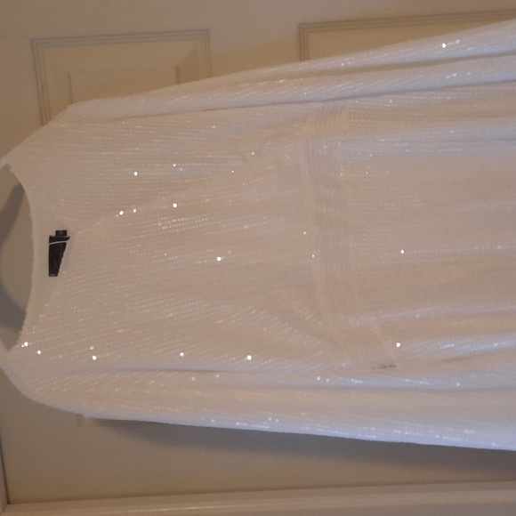 White sequin tulip cut maxi dress - Picture 3 of 6